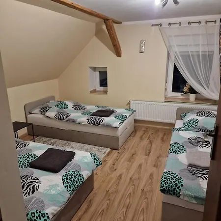 Asienka 1 Mirsk